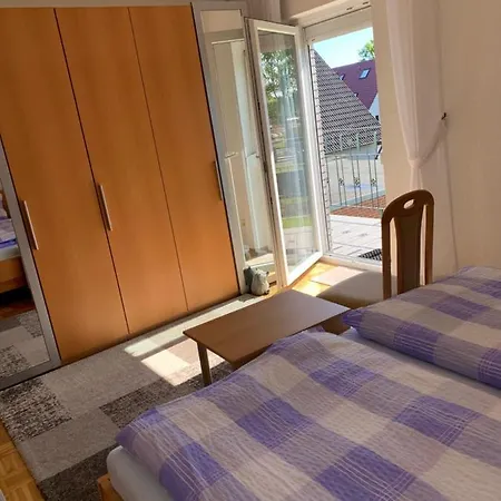 Ferienwohnung Hauser *